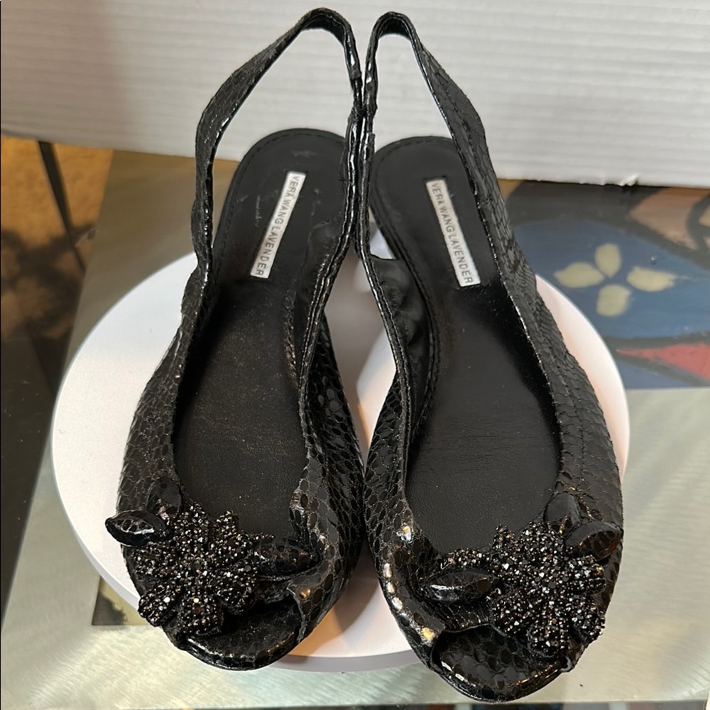 VERA WANG BLACK SNAKE PRINT SLINGBACK FLATS WITH BROOCH PEEP TOES - 9M